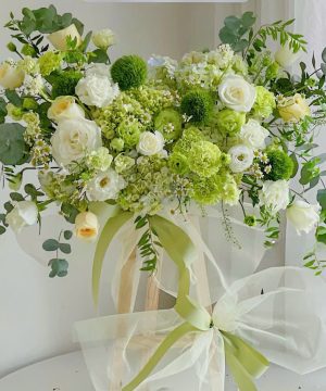 Kệ Hoa Màu Xanh Hương Xuân Thanh Khiết