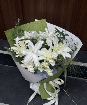 Bó Hoa Ly Kép Trắng